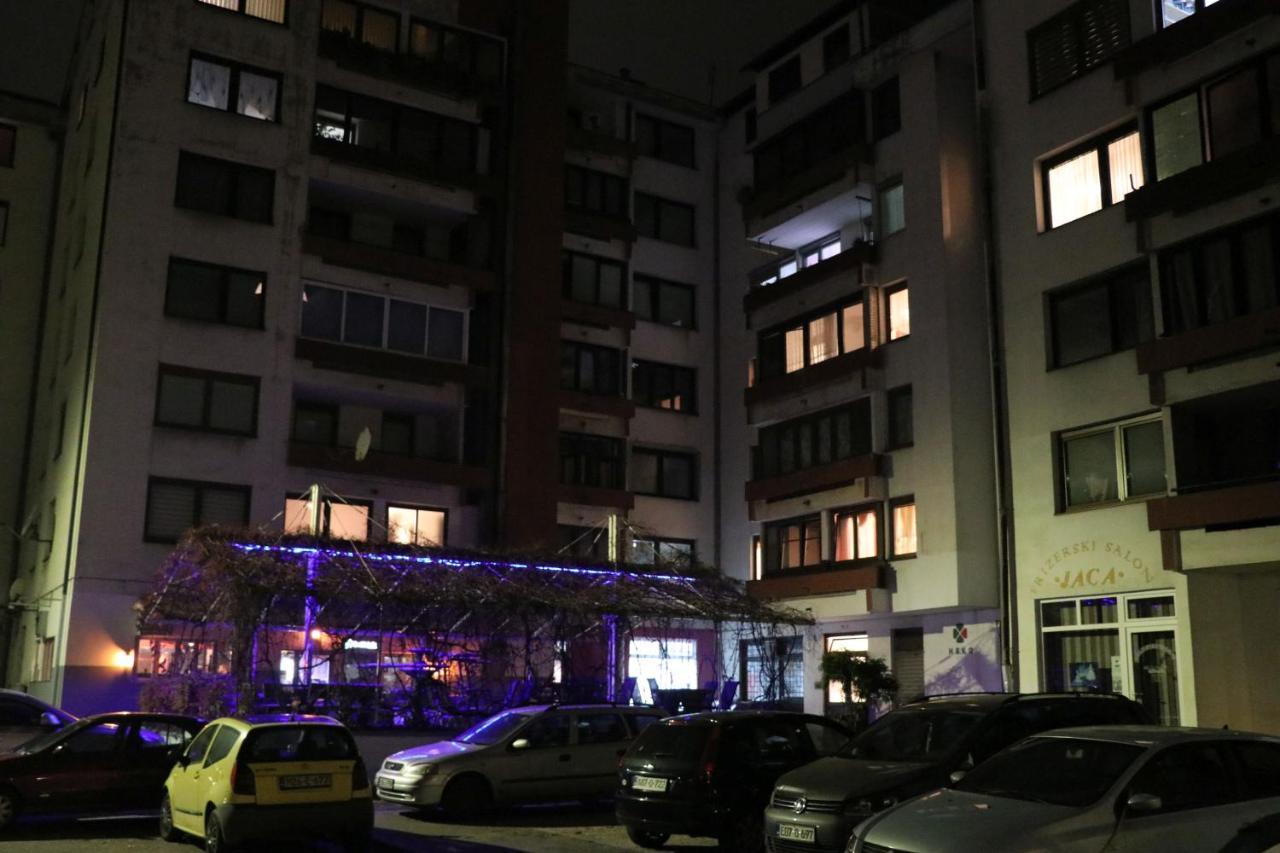 Apartman Una Travnik Exteriör bild