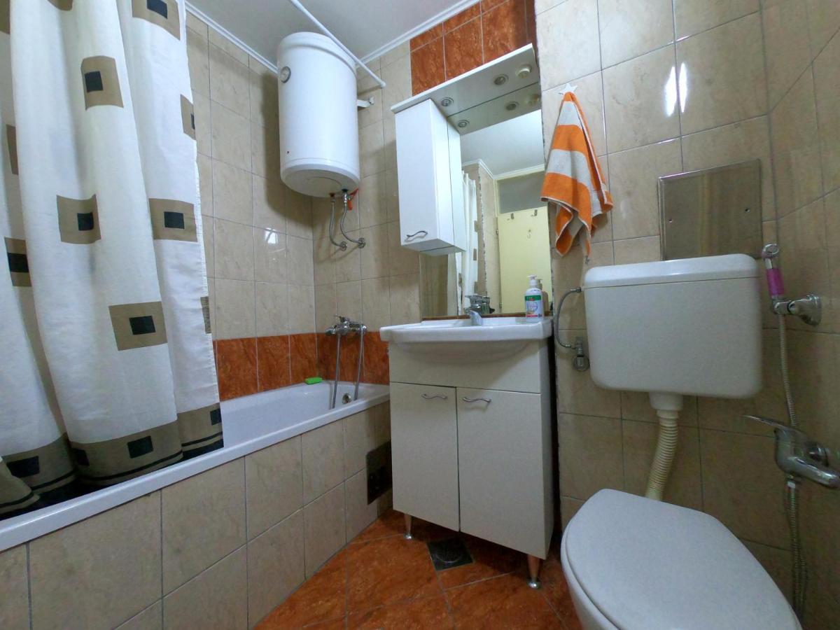 Apartman Una Travnik Exteriör bild
