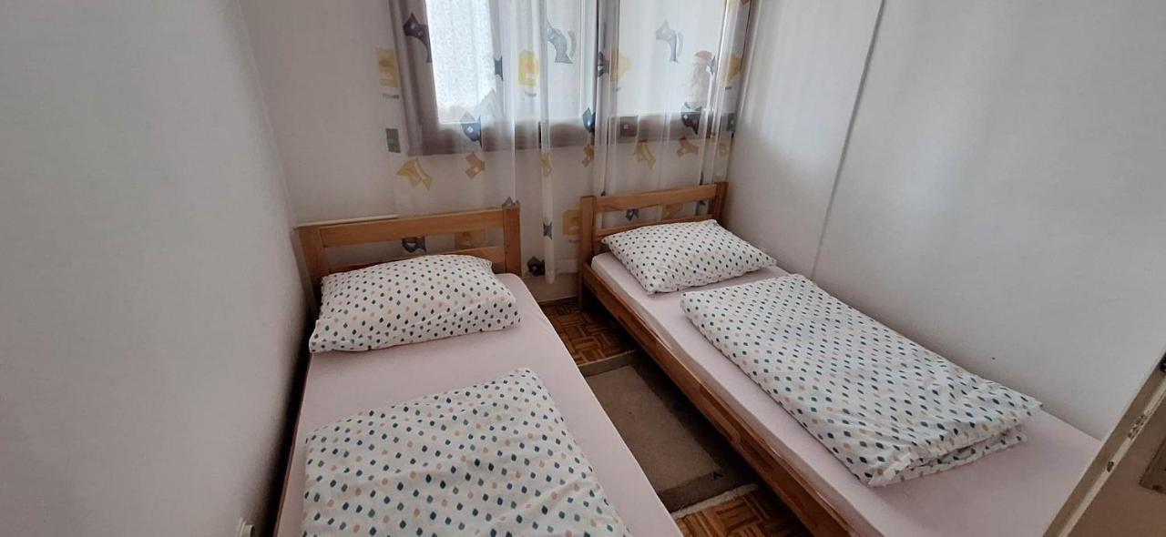 Apartman Una Travnik Exteriör bild