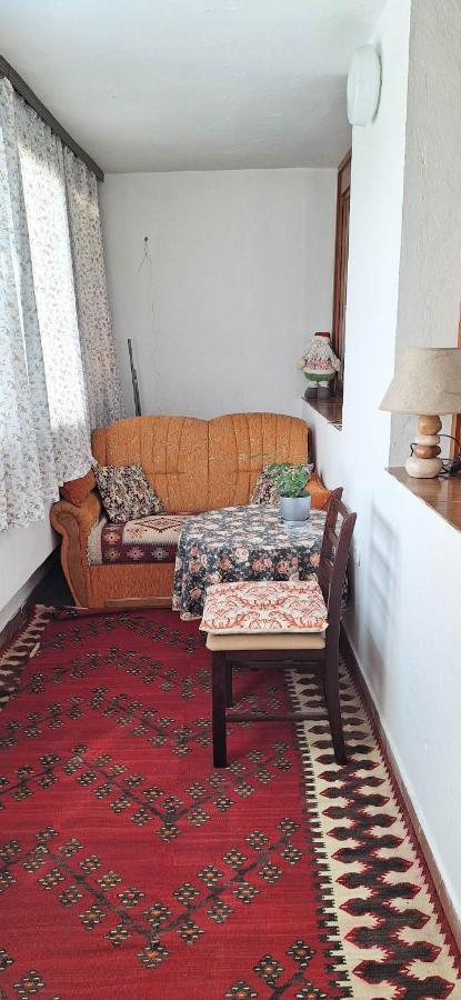 Apartman Una Travnik Exteriör bild